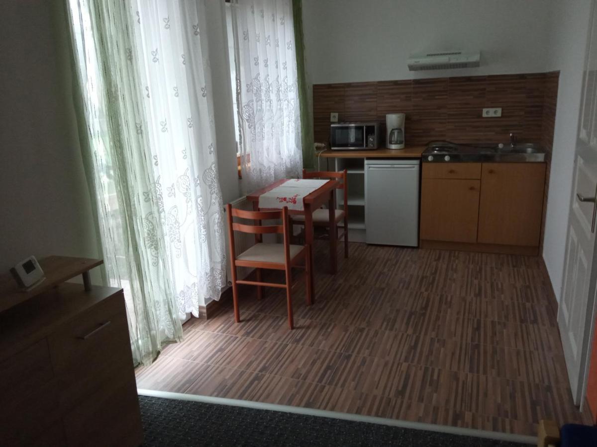 Holiday Apartmanhaz Zalakaros Exterior foto