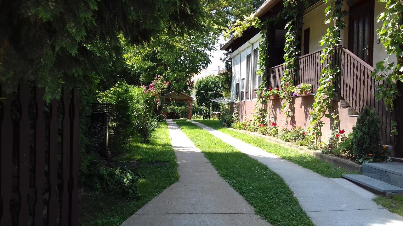 Holiday Apartmanhaz Zalakaros Exterior foto
